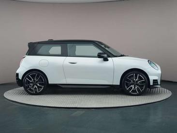 Mini Cooper Electric Berline Cooper SE — photo 6