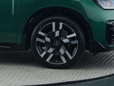 Mini Countryman Cooper E — photo 17