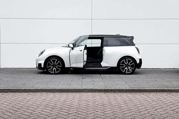 Mini Cooper Electric Berline Cooper SE — photo 2