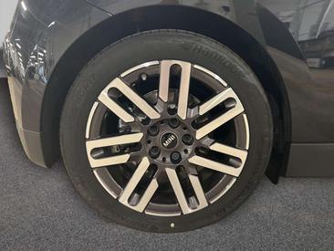 Mini Cooper Electric Berline Cooper SE — photo 7