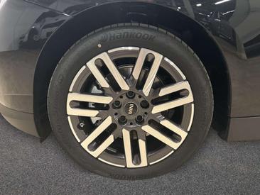 Mini Cooper Electric Berline Cooper SE — photo 8