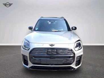 Mini Countryman Cooper SE ALL4 — photo 15