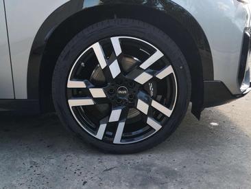 Mini Countryman Cooper SE ALL4 — photo 17