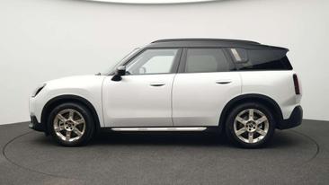Mini Countryman Cooper SE ALL4 — photo 2