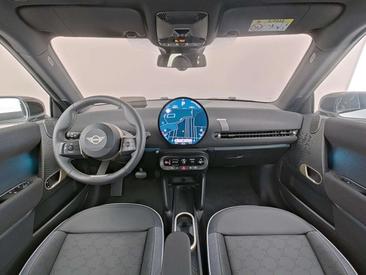 Mini Cooper Electric Berline Cooper SE — photo 4