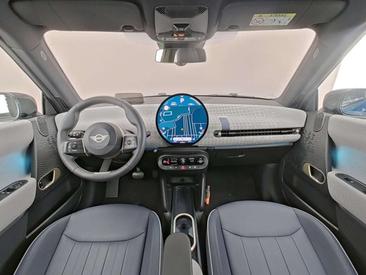 Mini Cooper Electric Berline Cooper SE — photo 4