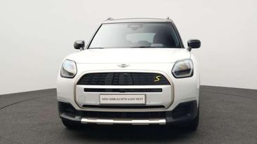 Mini Countryman Cooper SE ALL4 — photo 16