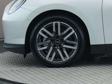 Mini Cooper Electric Berline Cooper SE — photo 16