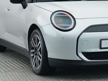 Mini Cooper Electric Berline Cooper SE — photo 21