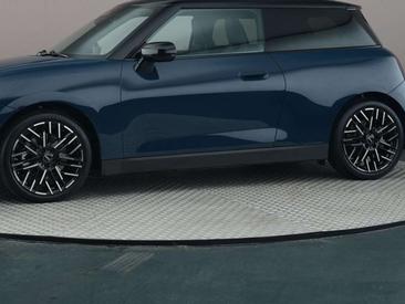 Mini Cooper Electric Berline Cooper SE — photo 20