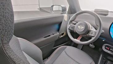 Mini Cooper Electric Berline Cooper SE — photo 22