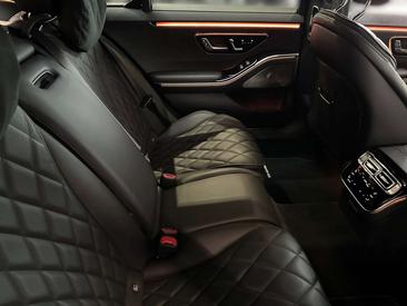 Mercedes Classe S Berline 580 E — photo 10