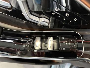 Mercedes Classe S Berline 580 E — photo 16
