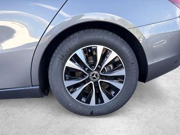 Mercedes Classe A Berline 200 D — photo 4