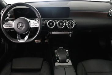 Mercedes Classe A Berline 250 E — photo 4
