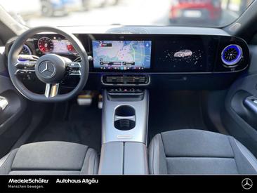 Mercedes CLA Berline 200 — photo 4