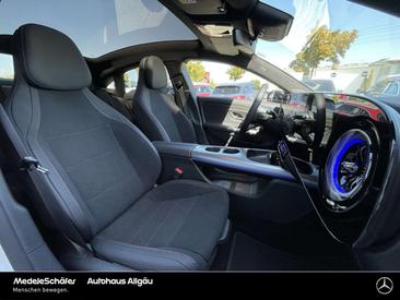 Mercedes CLA Berline 200 — photo 6
