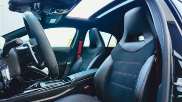 Mercedes Classe A Berline 45 S 4MATIC — photo 23