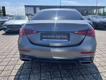 Mercedes Classe C Berline 300 E — photo 7