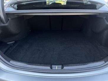 Mercedes Classe C Berline 300 E — photo 22