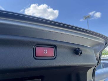 Mercedes Classe C Berline 300 E — photo 23