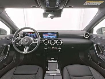 Mercedes Classe A Berline 200 — photo 7