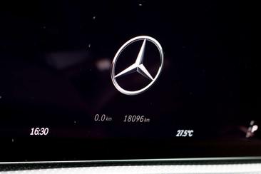 Mercedes Classe A Berline 250 E — photo 26
