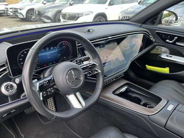 Mercedes Classe E Berline 300 4MATIC — photo 12