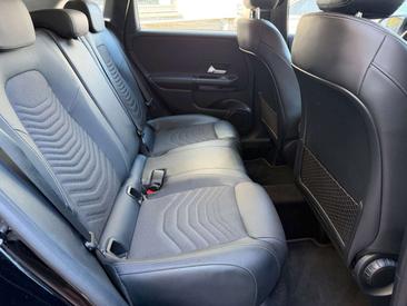 Mercedes Classe B Berline 200 D — photo 24