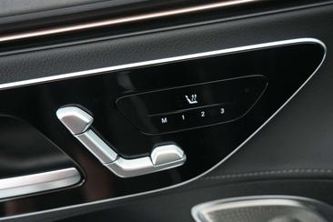 Mercedes EQE 300 PREMIUM — photo 25