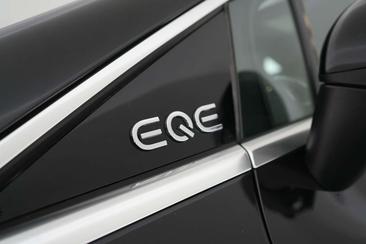 Mercedes EQE 300 PREMIUM — photo 35