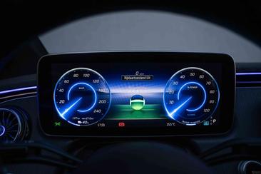 Mercedes EQE Berline 350 — photo 13