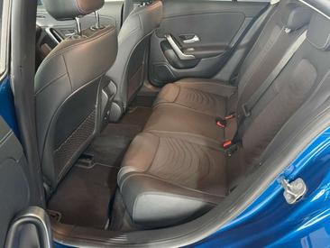 Mercedes CLA Berline 200 D — photo 13