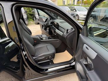 Mercedes GLB 200d — photo 12