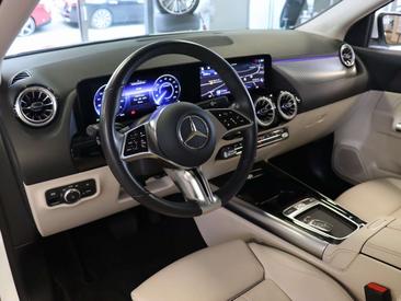 Mercedes EQA 250 — photo 7