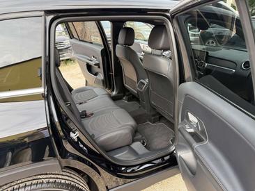 Mercedes GLB 200d — photo 15