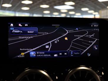 Mercedes EQA 250 — photo 15