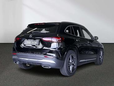 Mercedes GLA 200 — photo 2