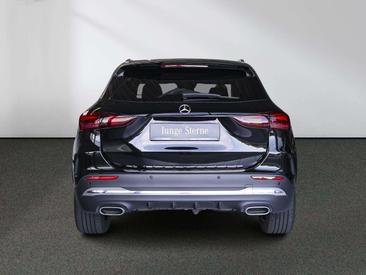 Mercedes GLA 200 — photo 4