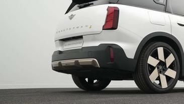 Mini Countryman Cooper SE ALL4 — photo 18