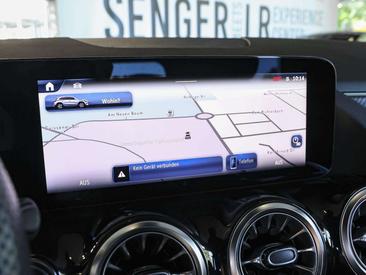 Mercedes GLA 200 — photo 13