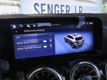 Mercedes GLA 200 — photo 14