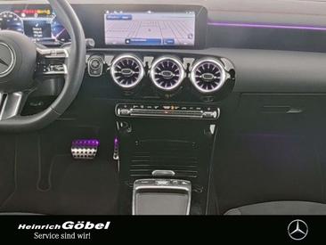 Mercedes CLA Berline 200 — photo 4