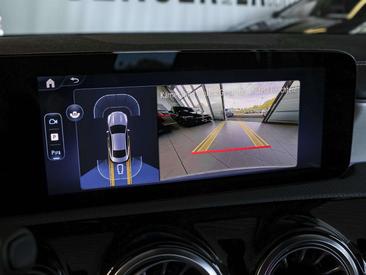 Mercedes CLA Berline 200 — photo 16