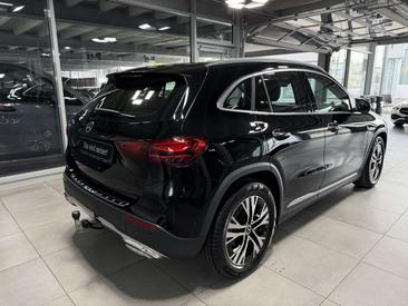 Mercedes GLA 200 — photo 4