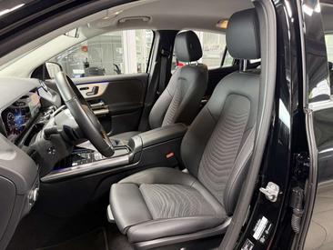 Mercedes GLA 200 — photo 9