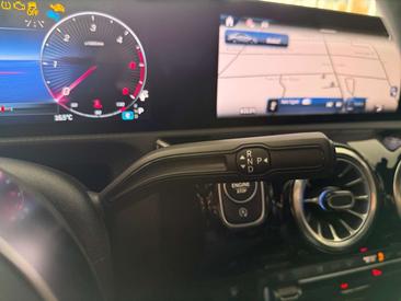 Mercedes CLA Berline 180 D — photo 19
