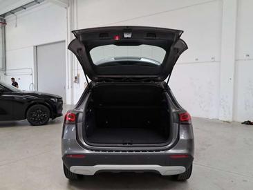 Mercedes GLA 200d — photo 11