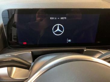 Mercedes GLB 200d — photo 17