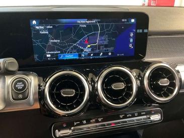 Mercedes GLB 200d — photo 19